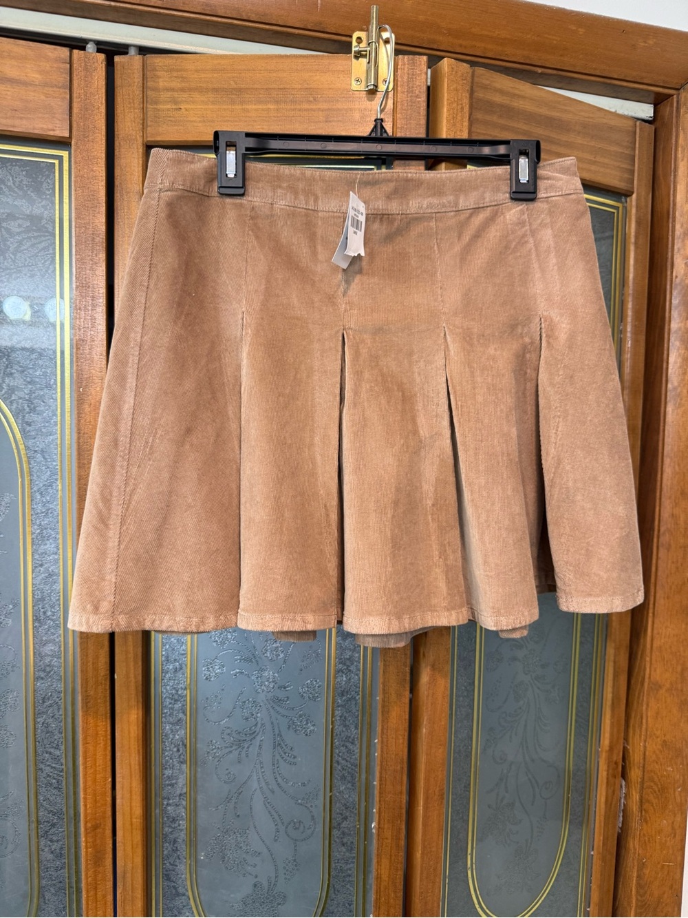 HOLLISTER LADIES Brown Corduroy Pleated Mini Skirt, BRAND NEW